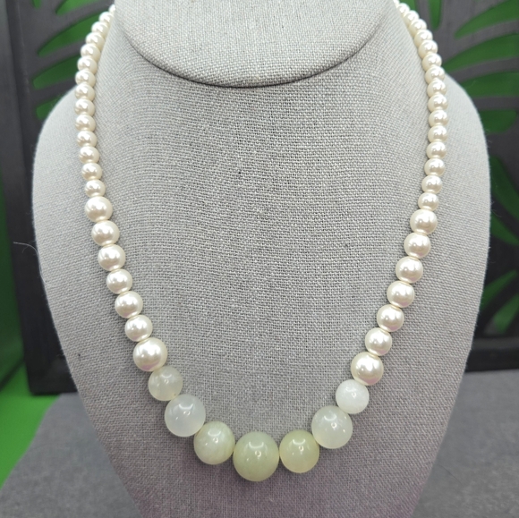Glass Pearl and Jade Necklace Sterling Silver Closure - Picture 1 of 8